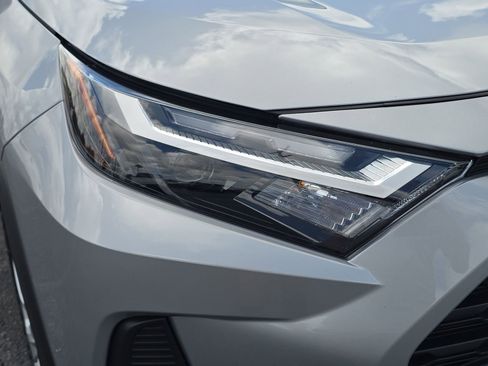 Used 2025 Toyota RAV4 LE FWD image 7