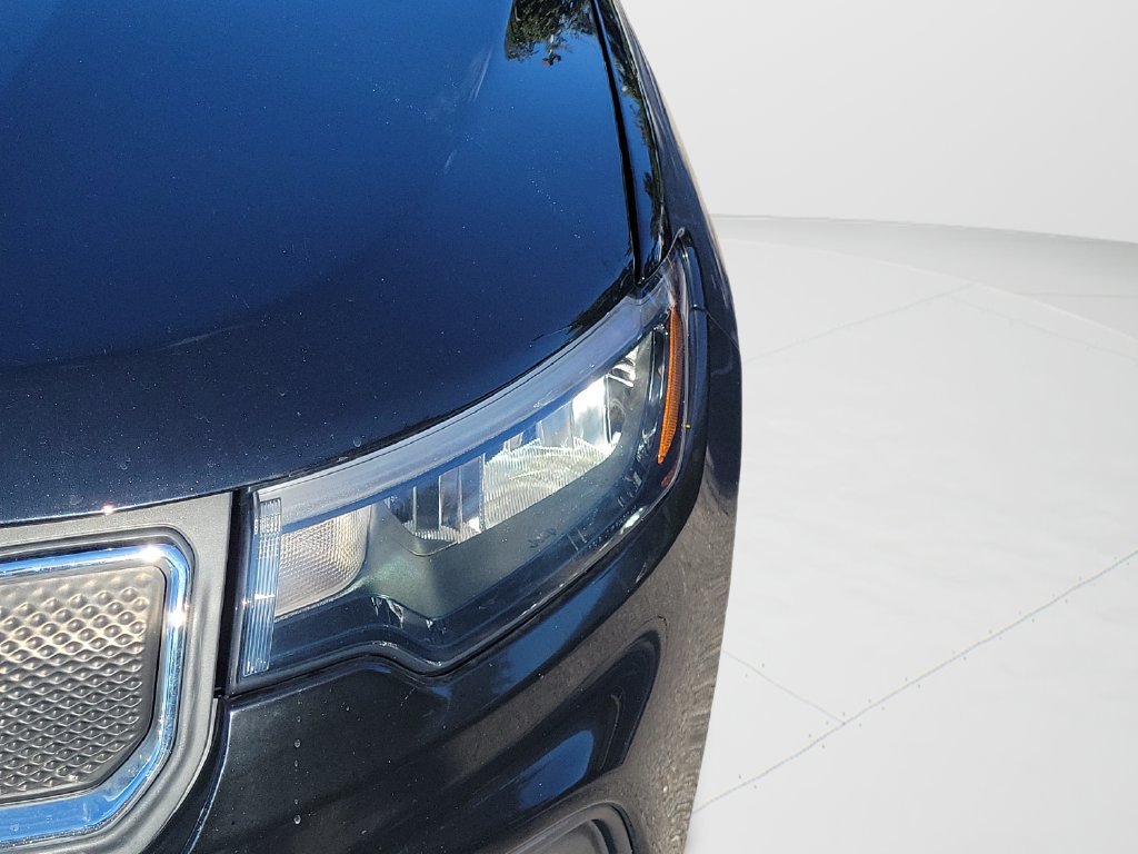 Used 2022 Jeep Compass Latitude FWD image 25
