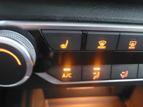 Used 2020 Nissan Altima 2.5 SR w/ Premium Package image 36