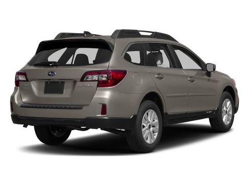 Used 2016 Subaru Outback 2.5i AWD/4WD image 5