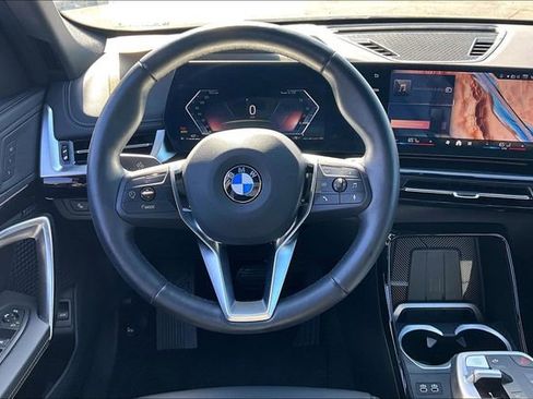 Used 2025 BMW X1 xDrive28i w/ Technology Package AWD/4WD image 5