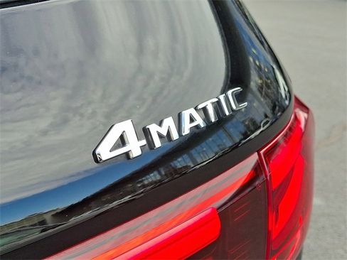 Certified 2024 Mercedes-Benz GLB 250 4MATIC w/ Driver Assistance Package image 33