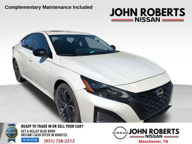 Used 2024 Nissan Altima 2.5 SR w/ SR Premium Package FWD image 1
