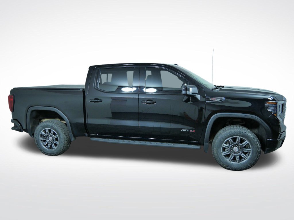 Used 2024 GMC Sierra 1500 AT4 w/ Technology Package AWD/4WD image 2