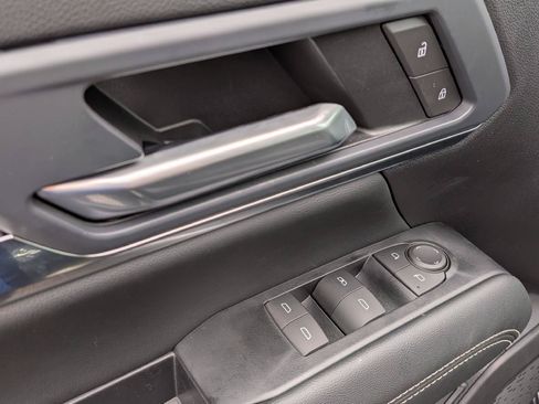 New 2027 GMC Terrain Elevation w/ Elevation Premium Package AWD/4WD image 13