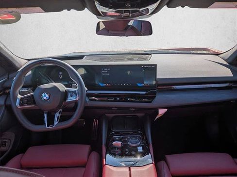 Used 2026 BMW 530i w/ M Sport Package image 18