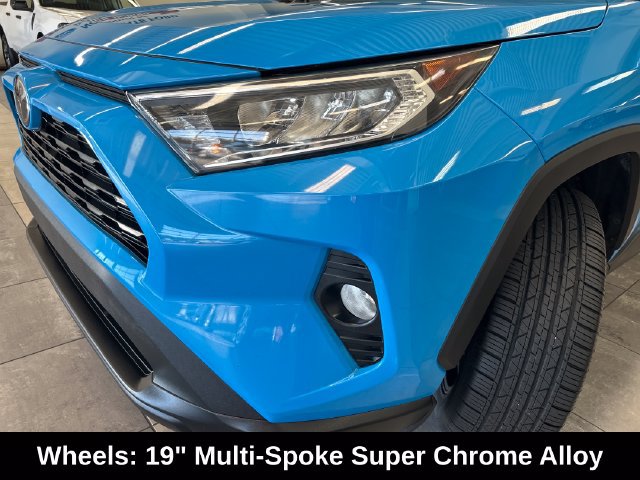 Used 2021 Toyota RAV4 XLE Premium FWD image 18