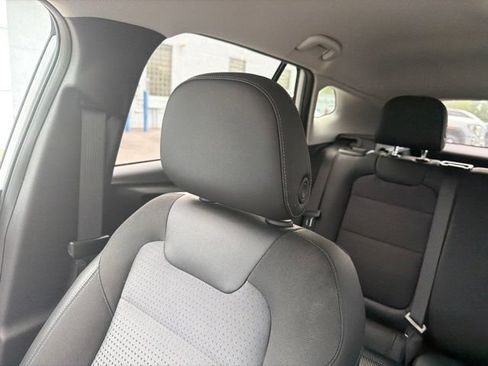 Used 2025 Chevrolet Trax LT FWD image 60