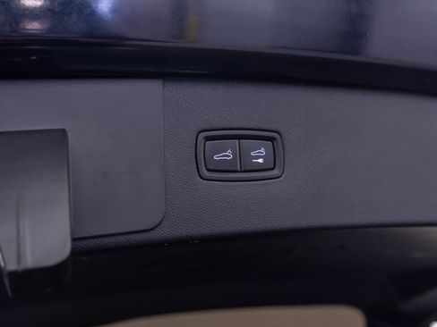 Certified 2019 Porsche Cayenne Turbo AWD/4WD image 35