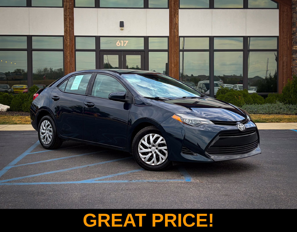 Used 2018 Toyota Corolla LE FWD image 1