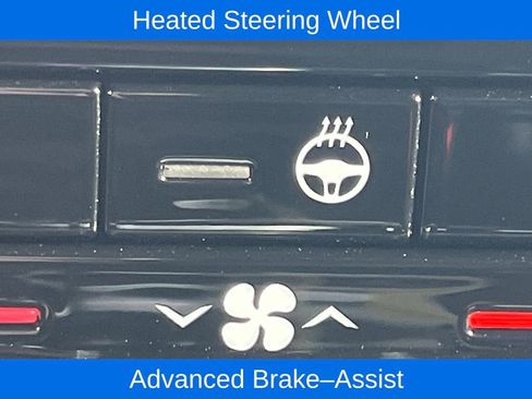 New 2025 Jeep Grand Cherokee Laredo X image 15