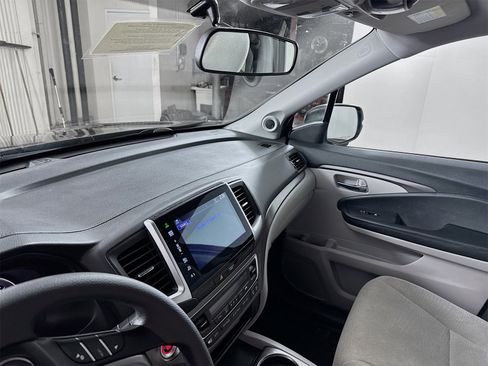 Used 2016 Honda Pilot EX image 7