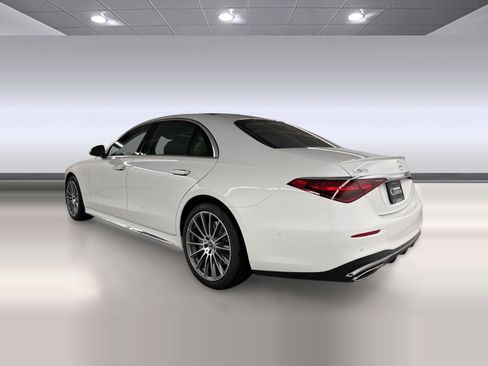 New 2026 Mercedes-Benz S 500 4MATIC image 3