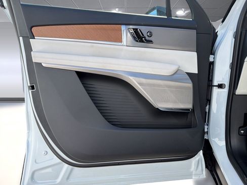 New 2026 Cadillac Vistiq Luxury AWD/4WD image 20