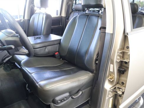 Used 2005 Dodge Ram 3500 Truck SLT w/ Trailer Tow Group AWD/4WD image 16