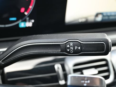 Used 2025 Mercedes-Benz GLS 580 GLS 580 image 21