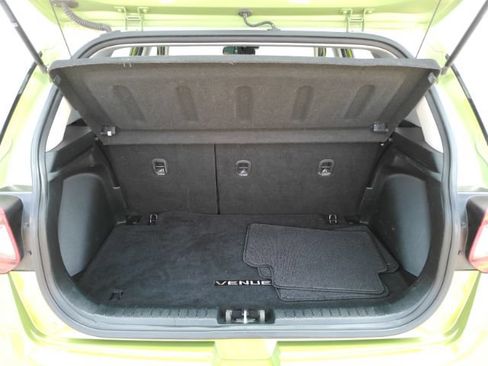 Used 2022 Hyundai Venue SEL FWD image 21