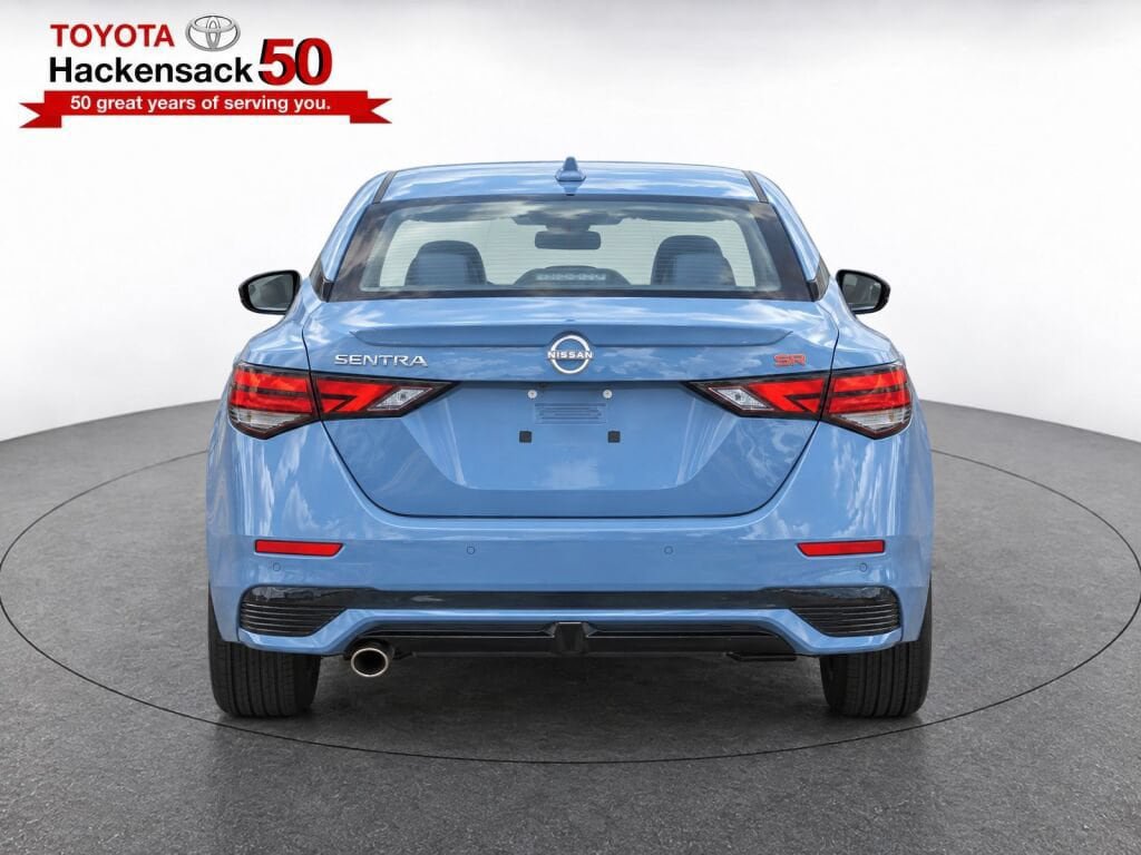 Used 2024 Nissan Sentra SR FWD image 7