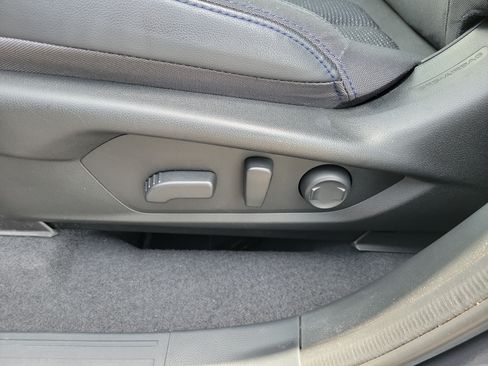 Certified 2025 Subaru Forester Premium AWD/4WD image 21