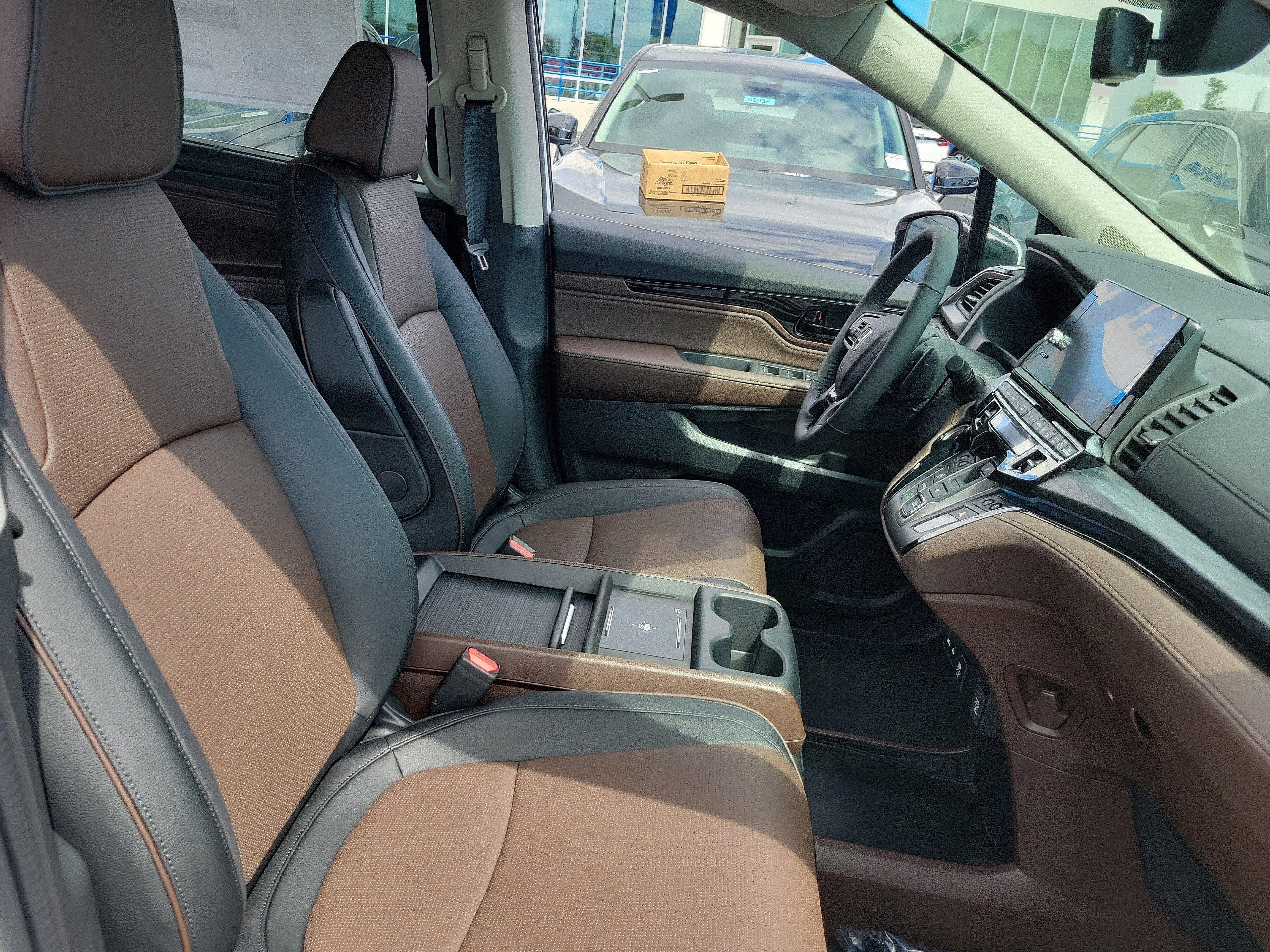 New 2027 Honda Odyssey Elite image 16