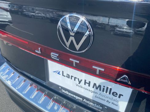 New 2025 Volkswagen Jetta SE image 23