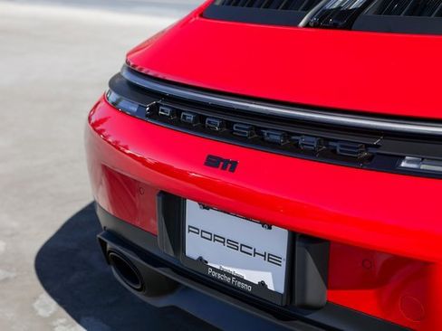 Certified 2025 Porsche 911 Carrera image 14