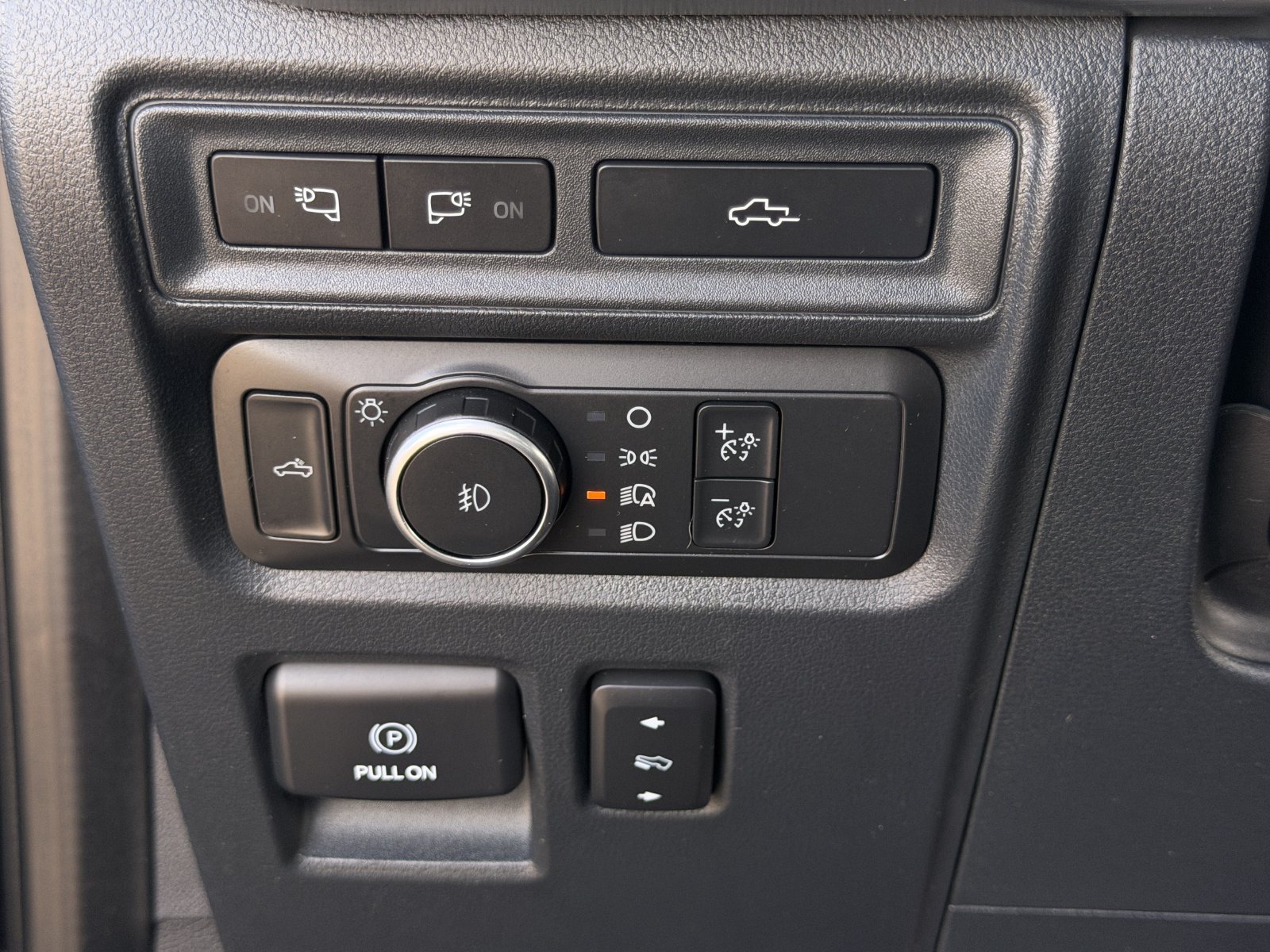 Used 2021 Ford F150 Lariat w/ Equipment Group 502A High AWD/4WD image 23