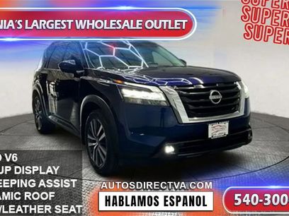 Used 2022 Nissan Pathfinder Platinum w/ Cargo Package