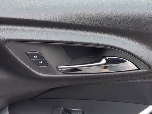 New 2026 Chevrolet Trax RS w/ Driver Confidence Package image 41