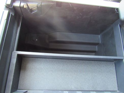 Used 2023 Ford F150 Lariat w/ Equipment Group 502A High image 25