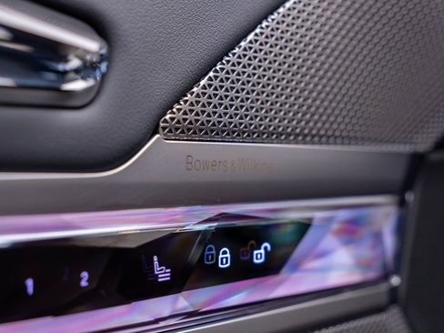 New 2026 BMW i7 xDrive60 w/ Executive Package image 15