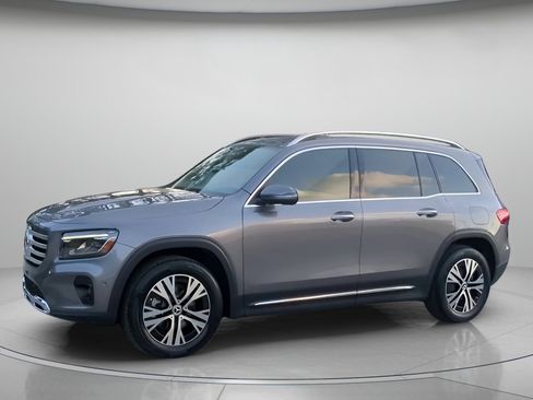 Used 2026 Mercedes-Benz GLB 250 w/ Exclusive Package image 14
