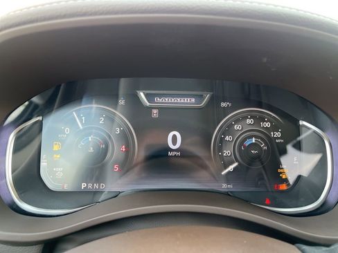 New 2026 RAM 2500 Laramie AWD/4WD image 42
