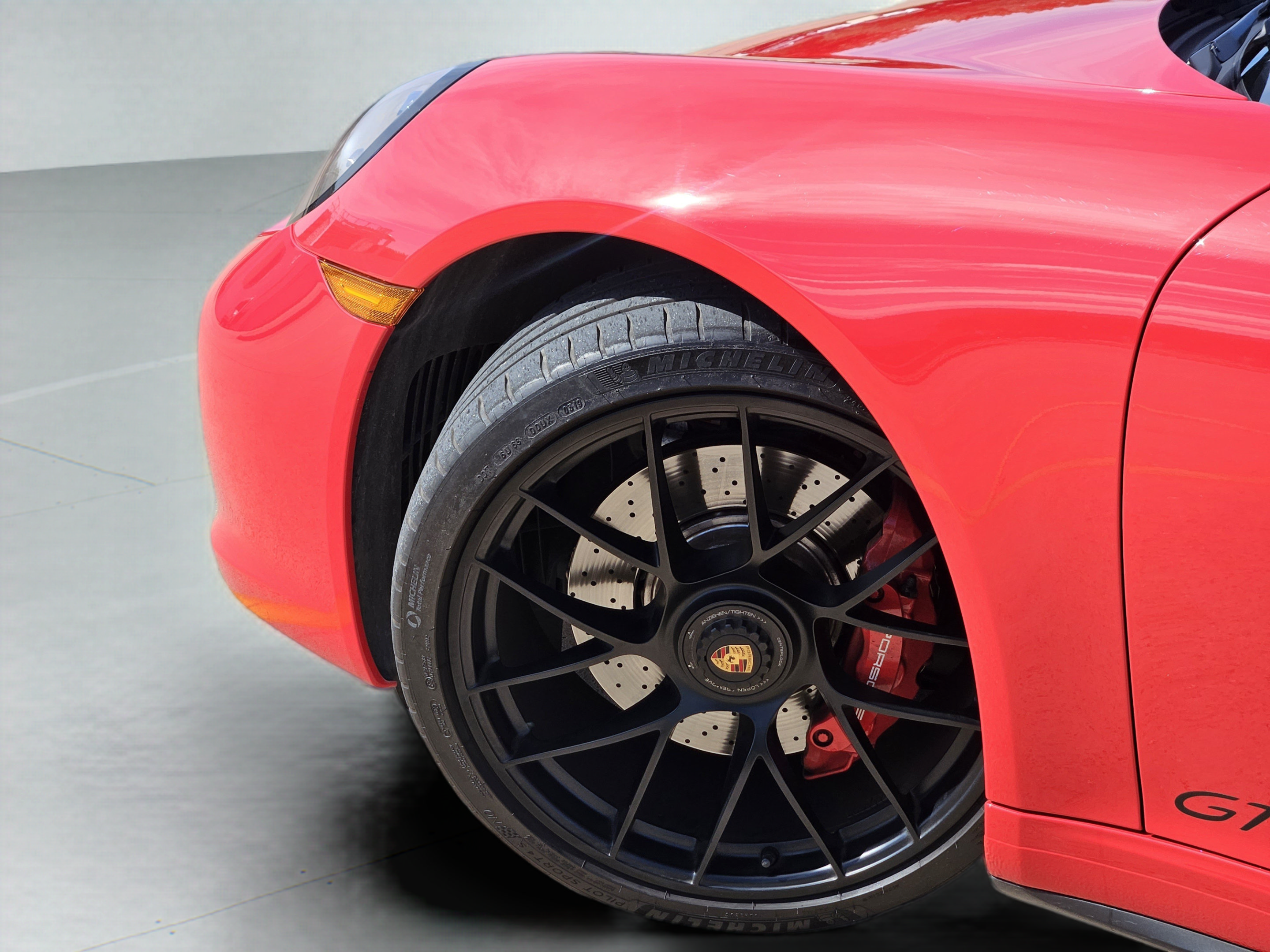 Used 2019 Porsche 911 Targa 4 GTS AWD/4WD image 25