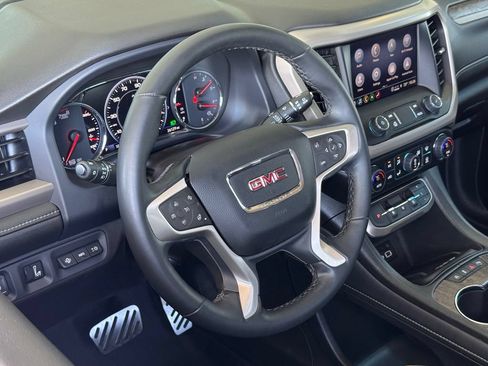 Used 2023 GMC Acadia Denali AWD/4WD image 20