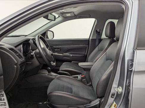 Used 2024 Mitsubishi Outlander Sport SE image 14