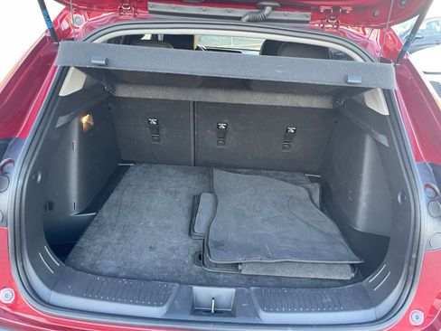 Used 2025 Chevrolet Trax LT w/ LT Convenience Package image 30