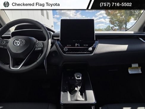 New 2026 Toyota Corolla Cross XLE image 5