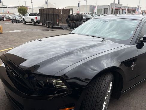 Used 2013 Ford Mustang Premium RWD image 2