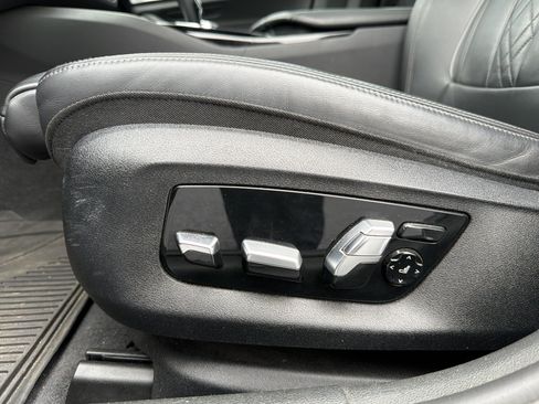 Used 2017 BMW 540i RWD image 17