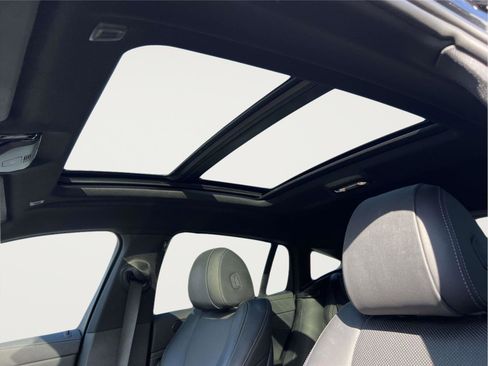 Used 2022 BMW X6 xDrive40i w/ Executive Package image 20