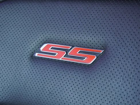 Used 2016 Chevrolet Camaro SS RWD image 25