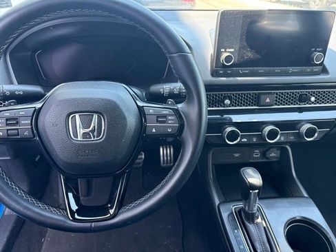 Used 2022 Honda Civic Sport image 4