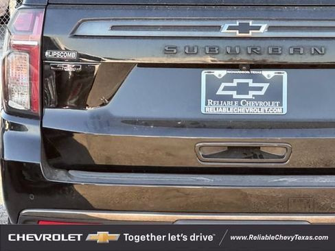 Used 2022 Chevrolet Suburban Z71 AWD/4WD image 6