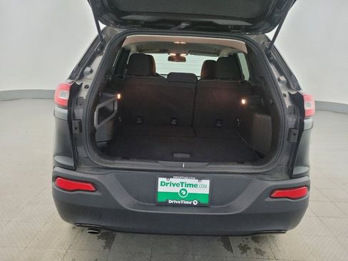 Used 2015 Jeep Cherokee Latitude w/ Cold Weather Group image 29