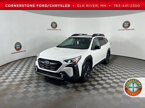 Used 2025 Subaru Outback Onyx Edition AWD/4WD image 1