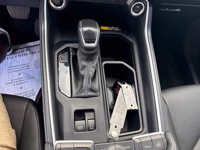 Used 2024 Toyota Grand Highlander AWD image 23