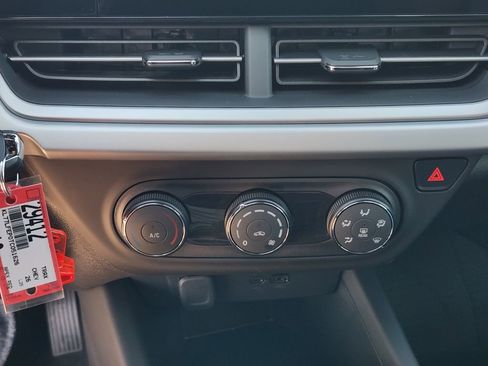 New 2026 Chevrolet Trax LS image 14