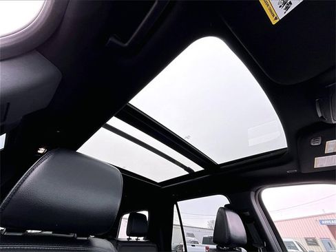 Used 2021 Ford Expedition Limited image 23