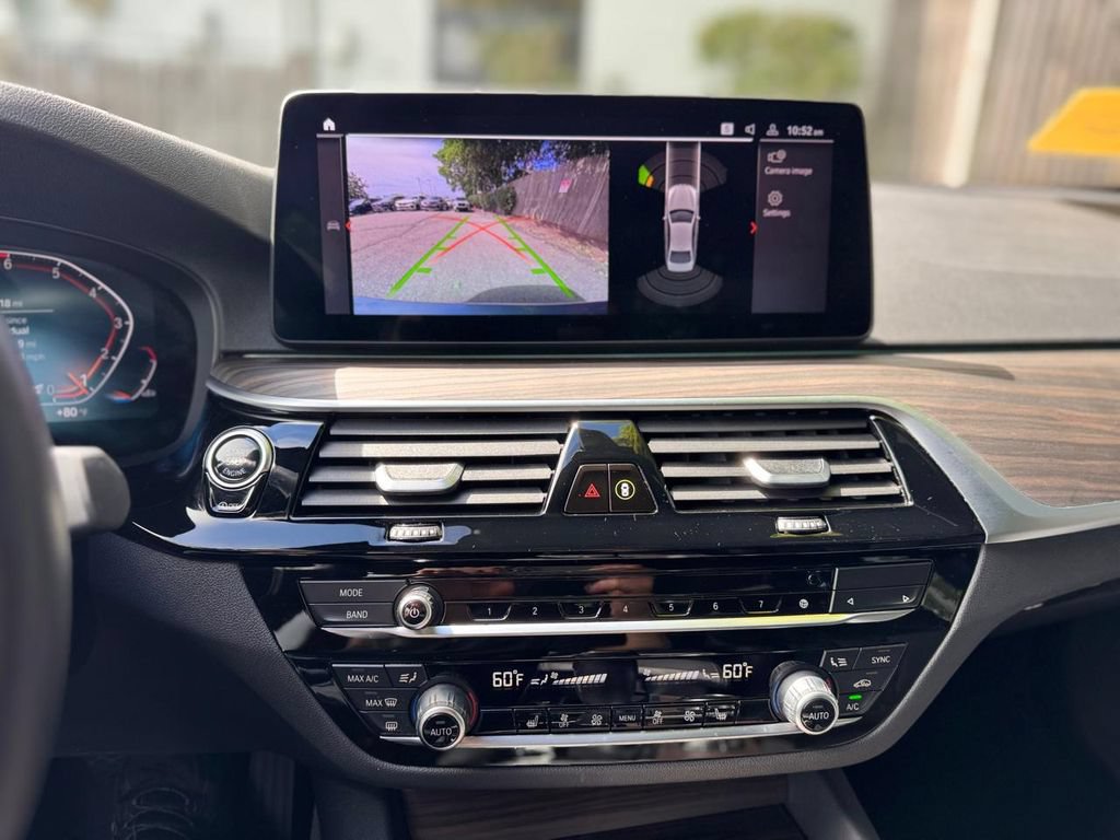 Used 2023 BMW 530i xDrive w/ Premium Package AWD/4WD image 15